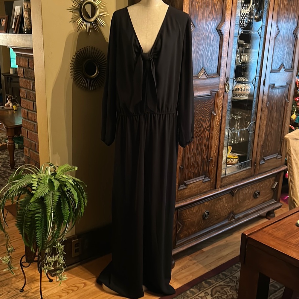 Black Jumpsuit with black tie size 2x